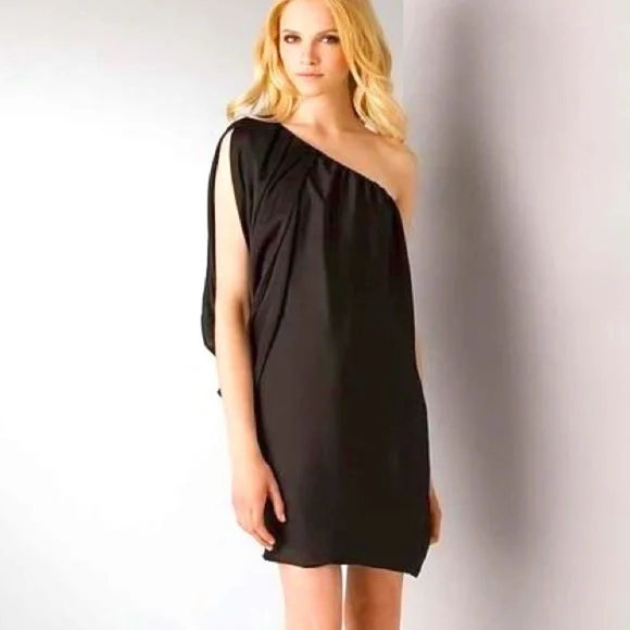 Aqua | Dresses | Nwt Aqua By Bloomingdales Asymmetrical Batwing Minidress New With Tags Gorj | Poshmark Aqua | Dresses | Nwt Aqua By Bloomingdales Asymmetrical Batwing Minidress New With Tags Gorj | Poshmark
